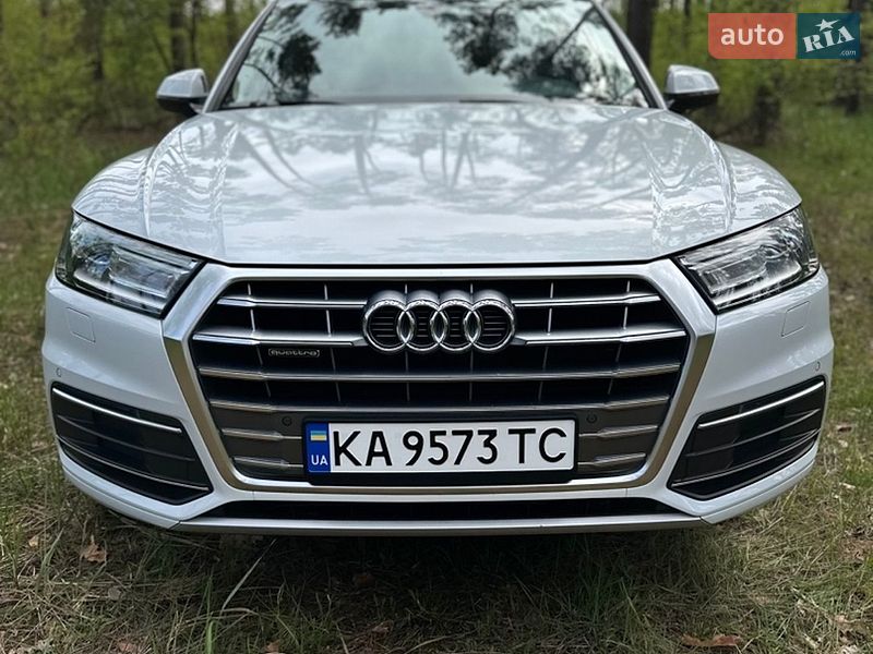 Внедорожник / Кроссовер Audi Q5 2020 в Киеве