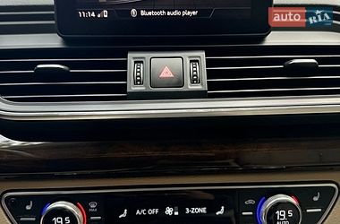 Внедорожник / Кроссовер Audi Q5 2020 в Киеве