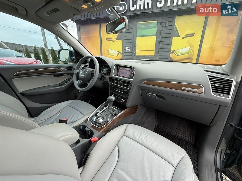 Внедорожник / Кроссовер Audi Q5 2015 в Стрые