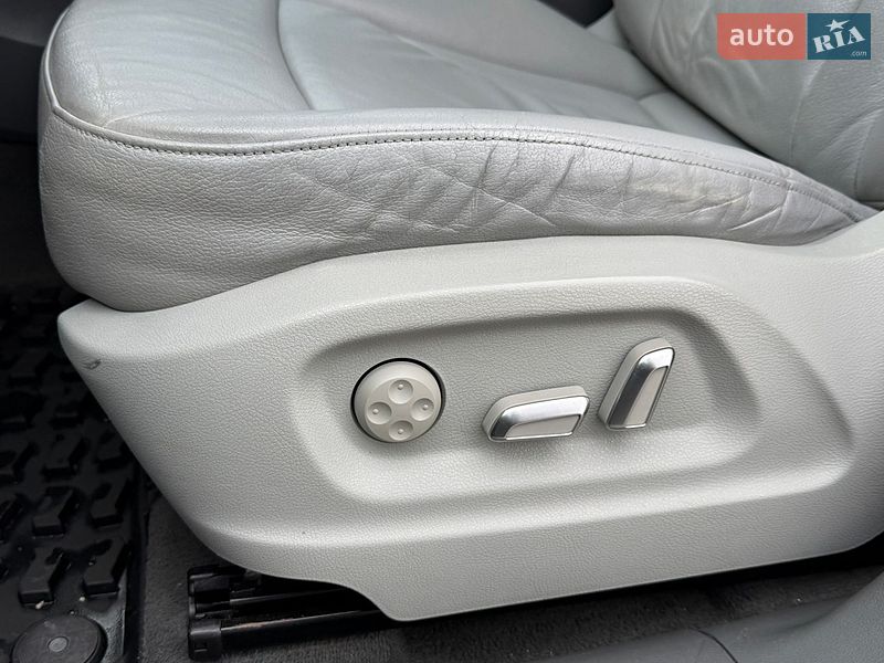 Внедорожник / Кроссовер Audi Q5 2015 в Стрые