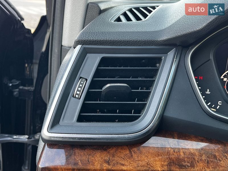 Внедорожник / Кроссовер Audi Q5 2018 в Луцке