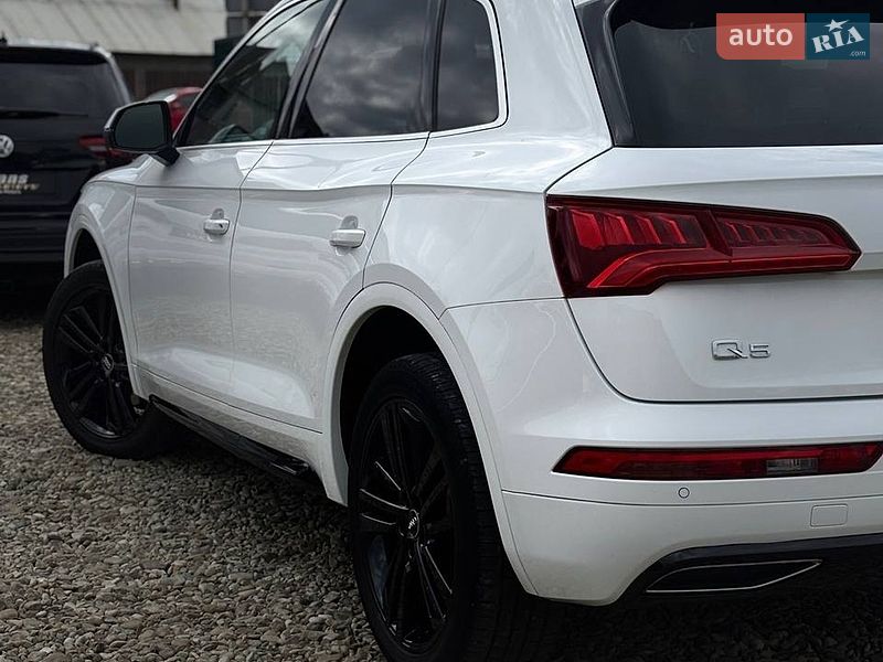 Внедорожник / Кроссовер Audi Q5 2016 в Стрые