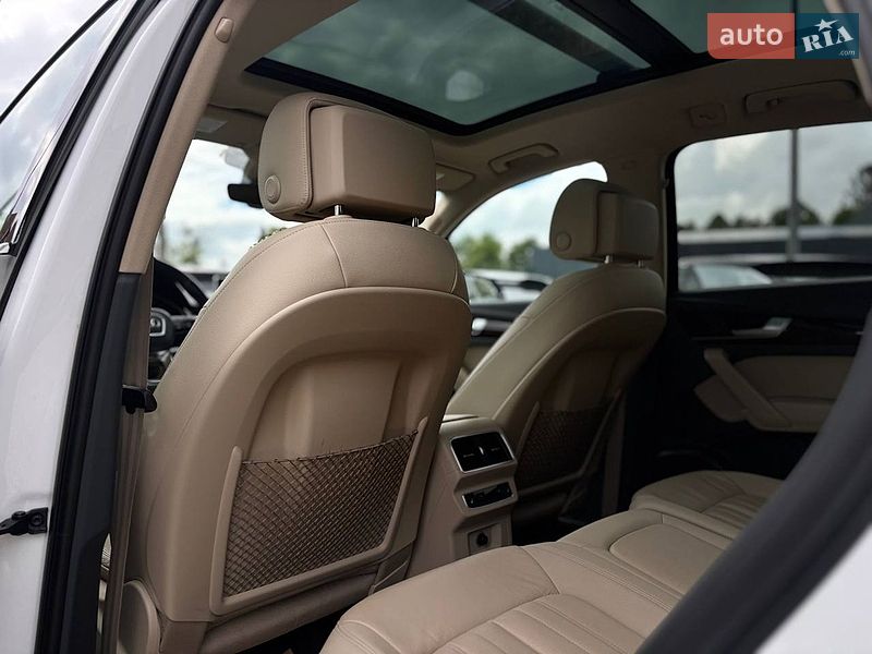 Внедорожник / Кроссовер Audi Q5 2016 в Стрые