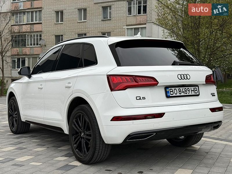 Позашляховик / Кросовер Audi Q5 2018 в Тернополі