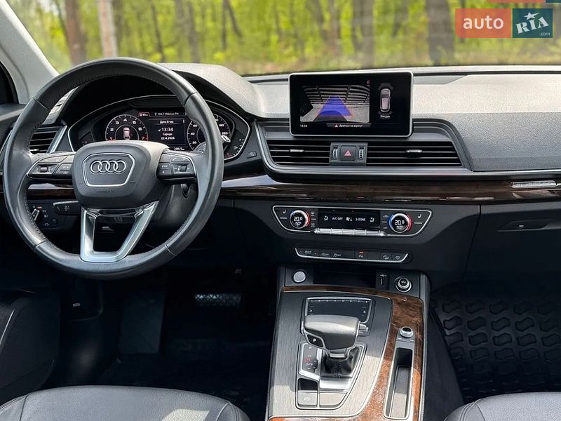 Внедорожник / Кроссовер Audi Q5 2020 в Львове