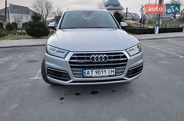 Внедорожник / Кроссовер Audi Q5 2017 в Рогатине
