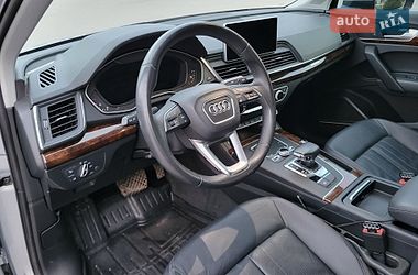 Внедорожник / Кроссовер Audi Q5 2017 в Рогатине