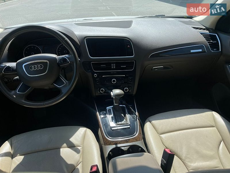 Внедорожник / Кроссовер Audi Q5 2014 в Одессе
