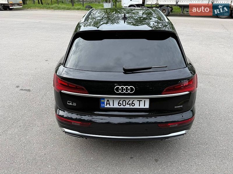 Внедорожник / Кроссовер Audi Q5 2024 в Киеве