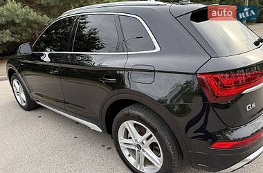 Внедорожник / Кроссовер Audi Q5 2024 в Киеве