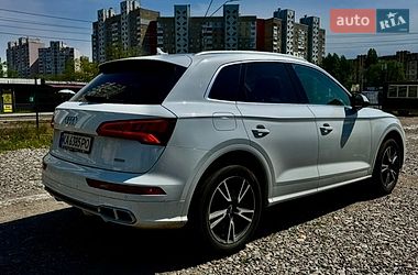 Внедорожник / Кроссовер Audi Q5 2019 в Киеве