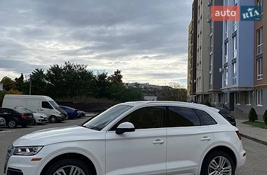 Внедорожник / Кроссовер Audi Q5 2017 в Киеве