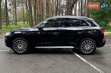 Внедорожник / Кроссовер Audi Q5 2018 в Белогородке