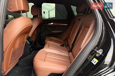 Внедорожник / Кроссовер Audi Q5 2021 в Львове
