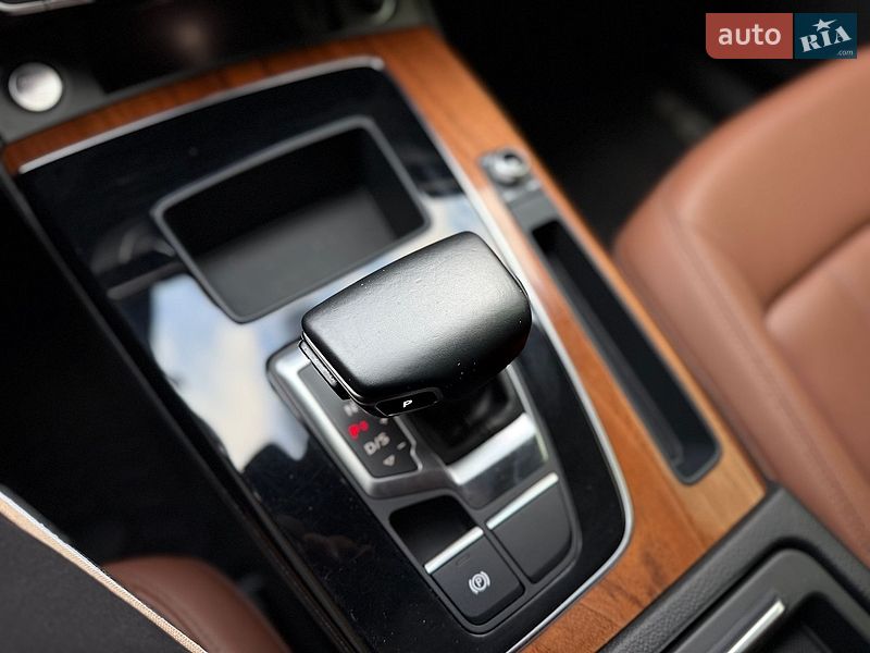 Внедорожник / Кроссовер Audi Q5 2021 в Львове