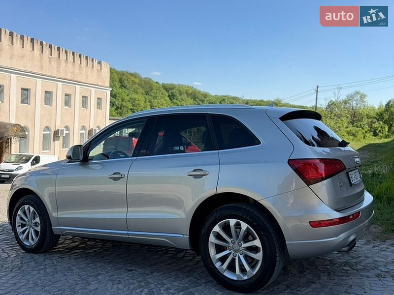 Внедорожник / Кроссовер Audi Q5 2014 в Каменец-Подольском