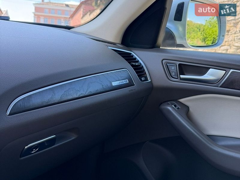 Внедорожник / Кроссовер Audi Q5 2014 в Каменец-Подольском