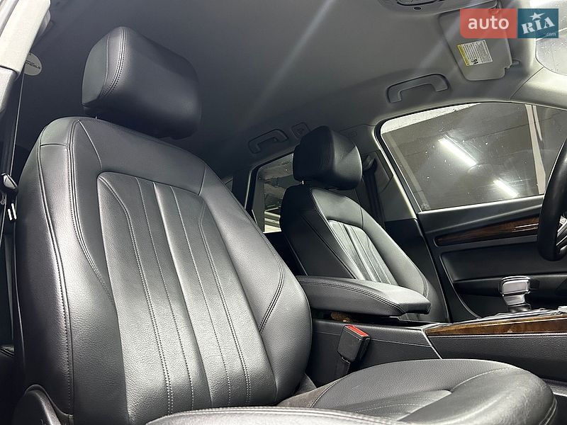 Внедорожник / Кроссовер Audi Q5 2019 в Черновцах