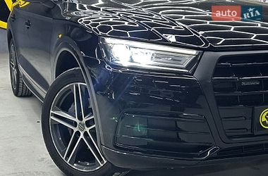 Внедорожник / Кроссовер Audi Q5 2019 в Черновцах