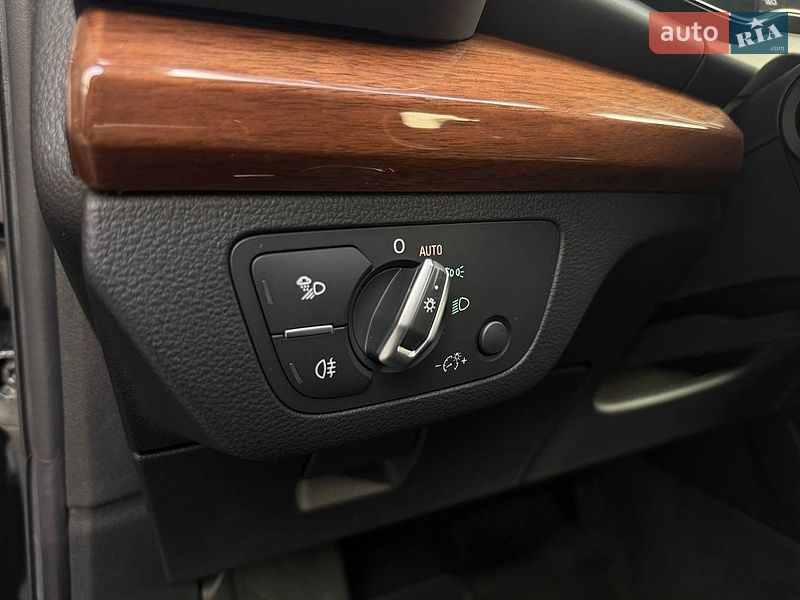 Позашляховик / Кросовер Audi Q5 2022 в Києві