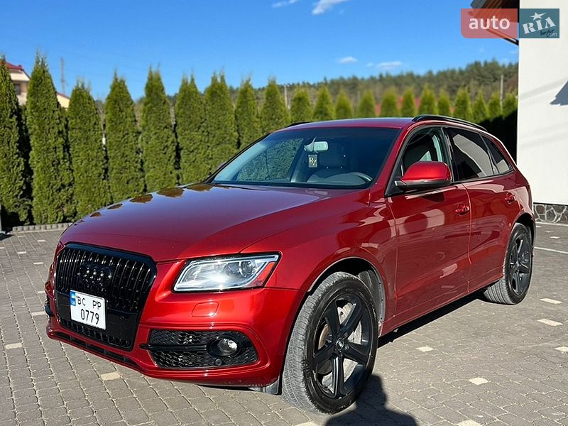Внедорожник / Кроссовер Audi Q5 2014 в Новояворовске