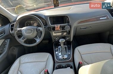 Внедорожник / Кроссовер Audi Q5 2014 в Новояворовске