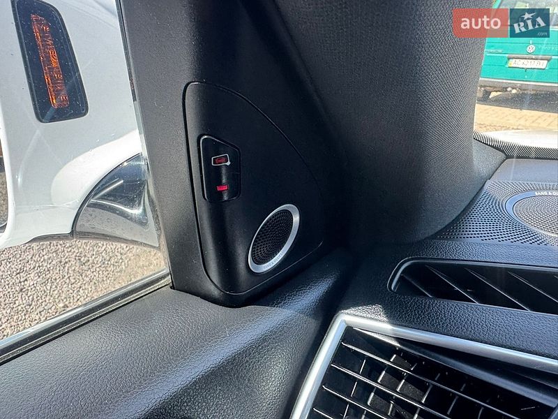 Позашляховик / Кросовер Audi Q5 2016 в Луцьку