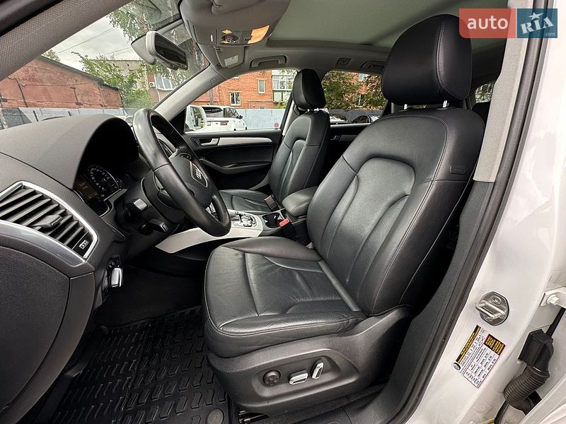 Внедорожник / Кроссовер Audi Q5 2017 в Нежине