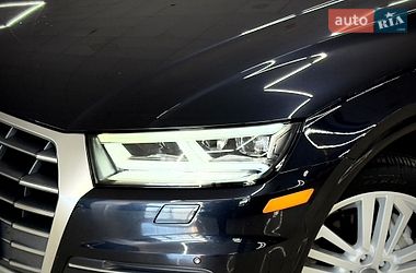 Внедорожник / Кроссовер Audi Q5 2019 в Николаеве
