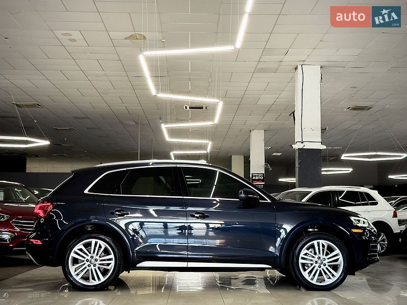 Внедорожник / Кроссовер Audi Q5 2019 в Николаеве