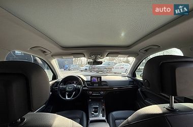 Позашляховик / Кросовер Audi Q5 2017 в Києві