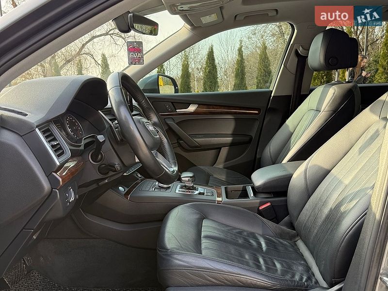 Позашляховик / Кросовер Audi Q5 2017 в Києві