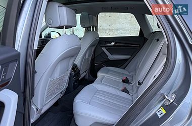 Внедорожник / Кроссовер Audi Q5 2018 в Ровно