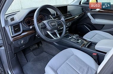 Внедорожник / Кроссовер Audi Q5 2018 в Ровно