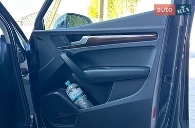 Внедорожник / Кроссовер Audi Q5 2017 в Тернополе