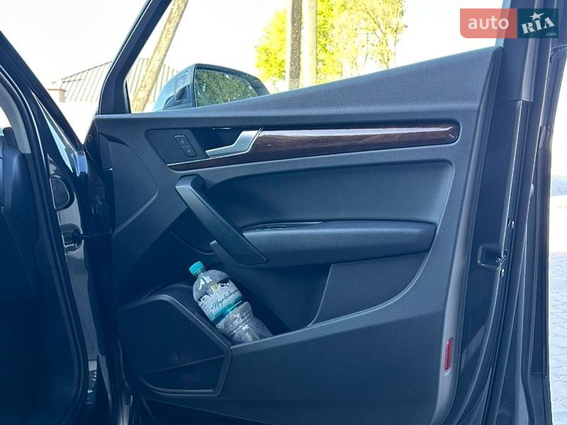 Внедорожник / Кроссовер Audi Q5 2017 в Тернополе