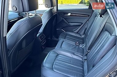 Внедорожник / Кроссовер Audi Q5 2017 в Тернополе
