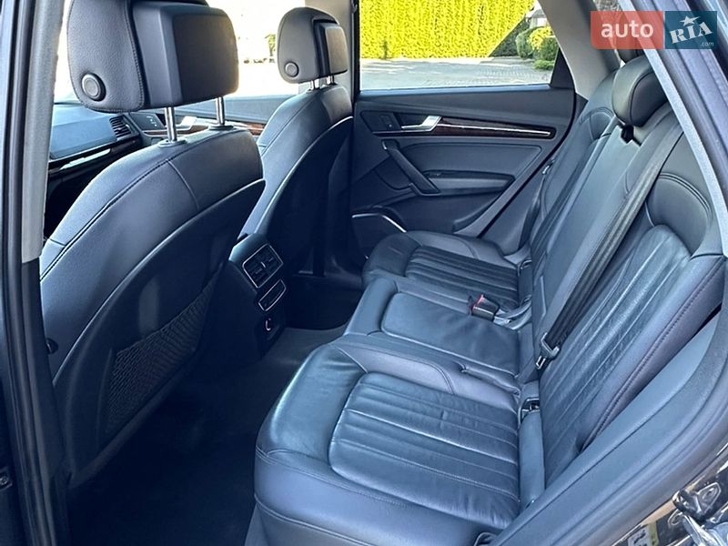 Внедорожник / Кроссовер Audi Q5 2017 в Тернополе