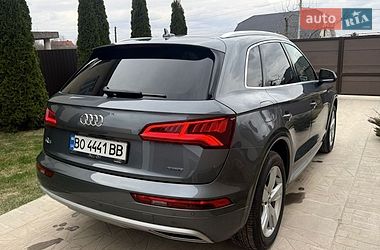 Внедорожник / Кроссовер Audi Q5 2019 в Чорткове