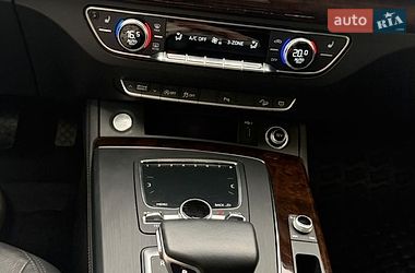 Внедорожник / Кроссовер Audi Q5 2019 в Чорткове