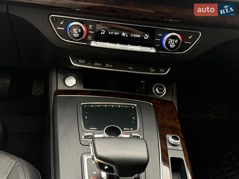 Внедорожник / Кроссовер Audi Q5 2019 в Чорткове
