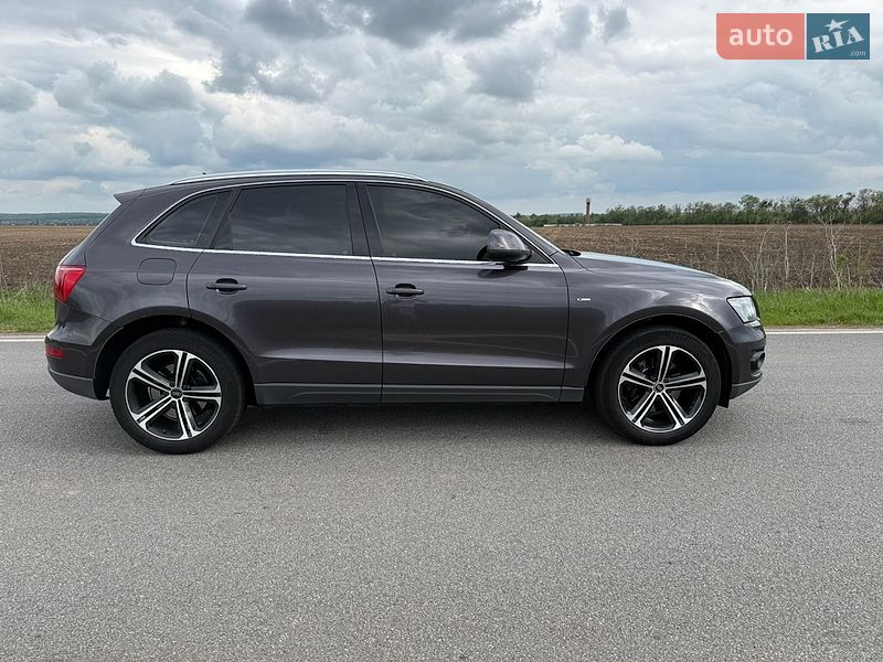 Внедорожник / Кроссовер Audi Q5 2010 в Виннице фото 4 Внедорожник / Кроссовер Audi Q5 2010 в Виннице