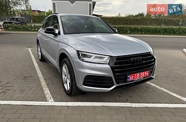 Внедорожник / Кроссовер Audi Q5 2019 в Луцке