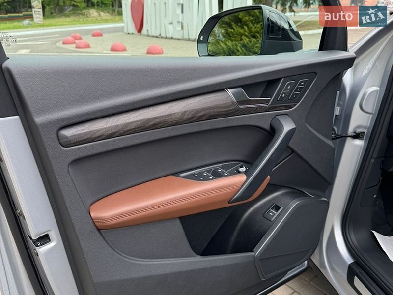 Внедорожник / Кроссовер Audi Q5 2019 в Луцке
