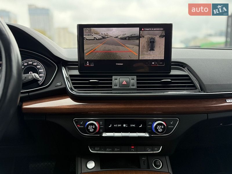 Внедорожник / Кроссовер Audi Q5 2021 в Киеве