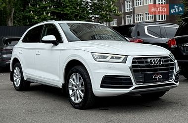Внедорожник / Кроссовер Audi Q5 2017 в Киеве