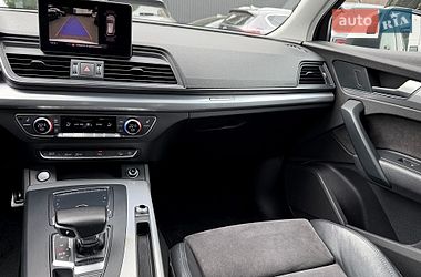 Внедорожник / Кроссовер Audi Q5 2017 в Киеве