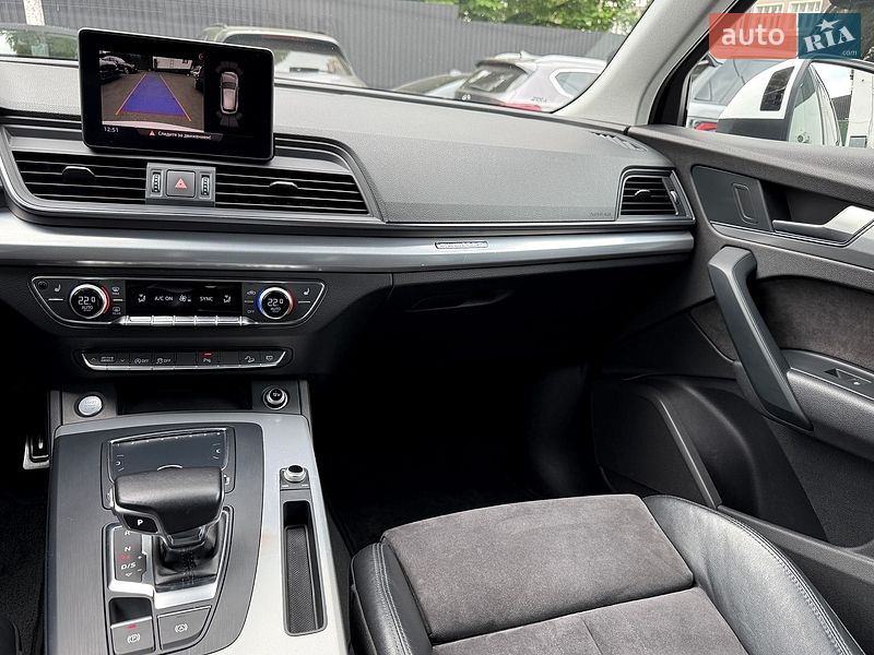 Внедорожник / Кроссовер Audi Q5 2017 в Киеве