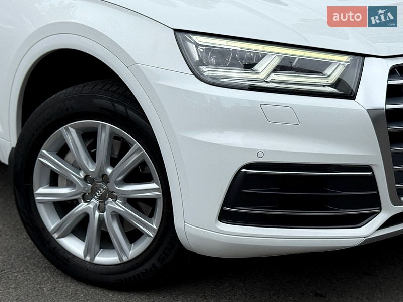 Внедорожник / Кроссовер Audi Q5 2017 в Киеве