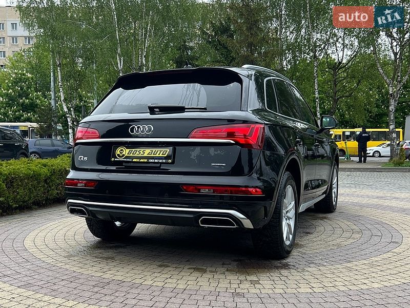 Позашляховик / Кросовер Audi Q5 2023 в Львові